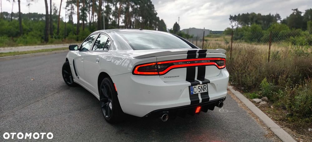 Dodge Charger - 5