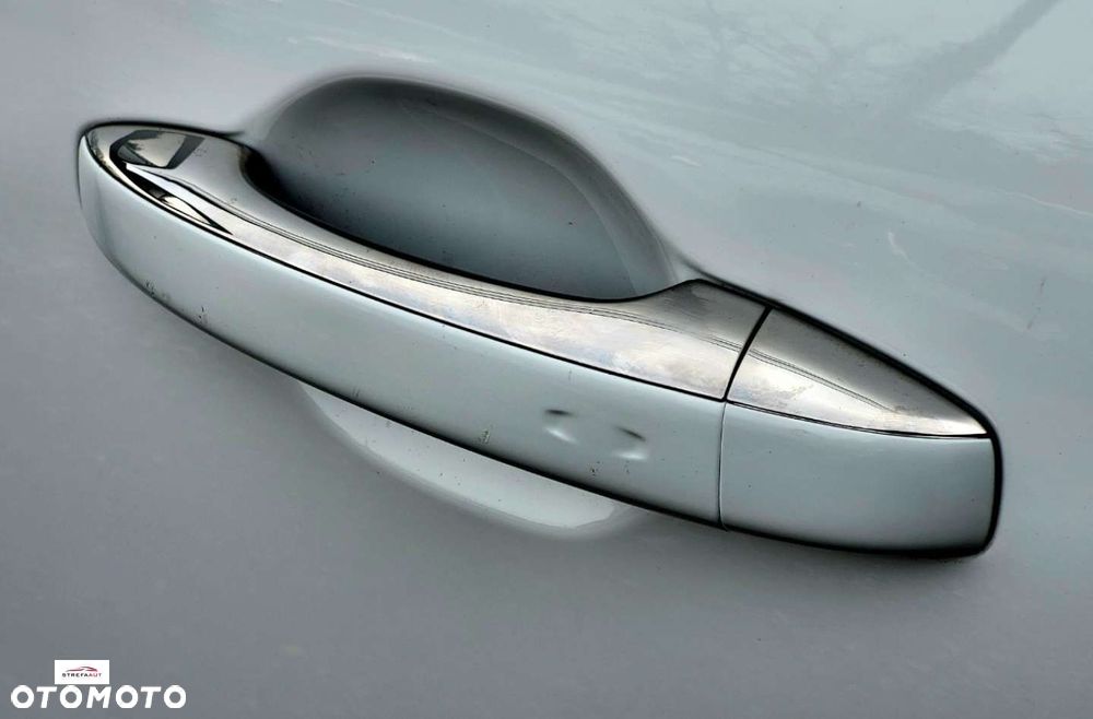 Renault Grand Scenic - 10