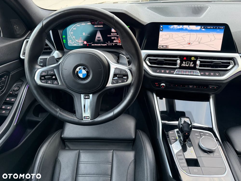 BMW Seria 3 M340i xDrive sport - 23