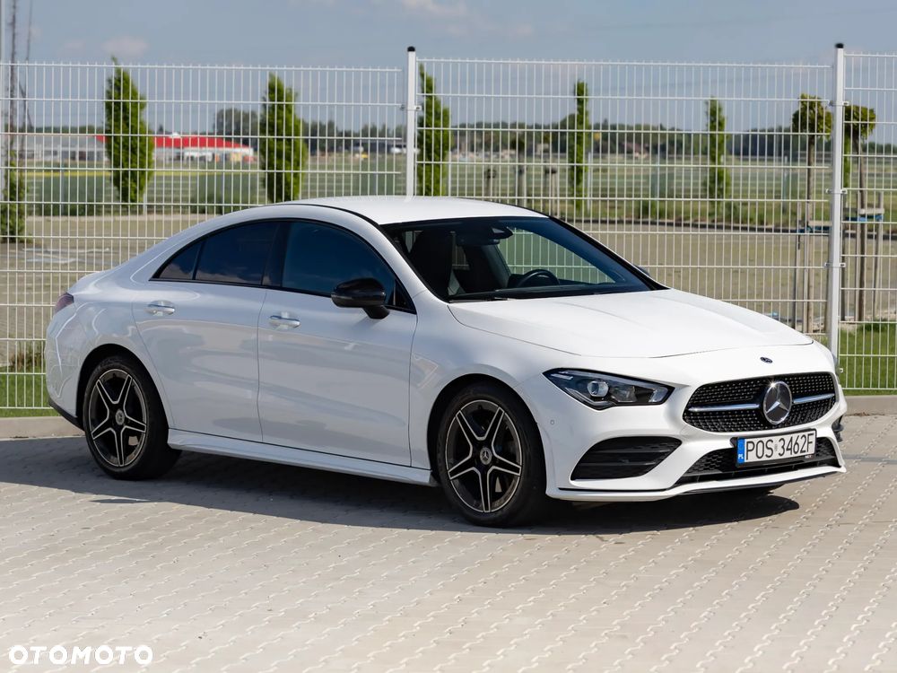Mercedes-Benz CLA 200 7G-DCT - 2