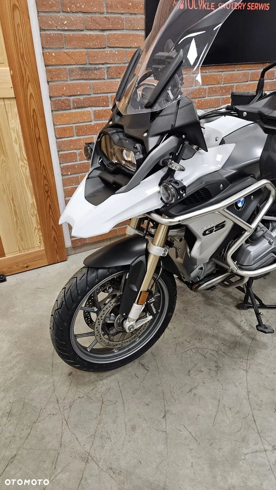 BMW R - 16