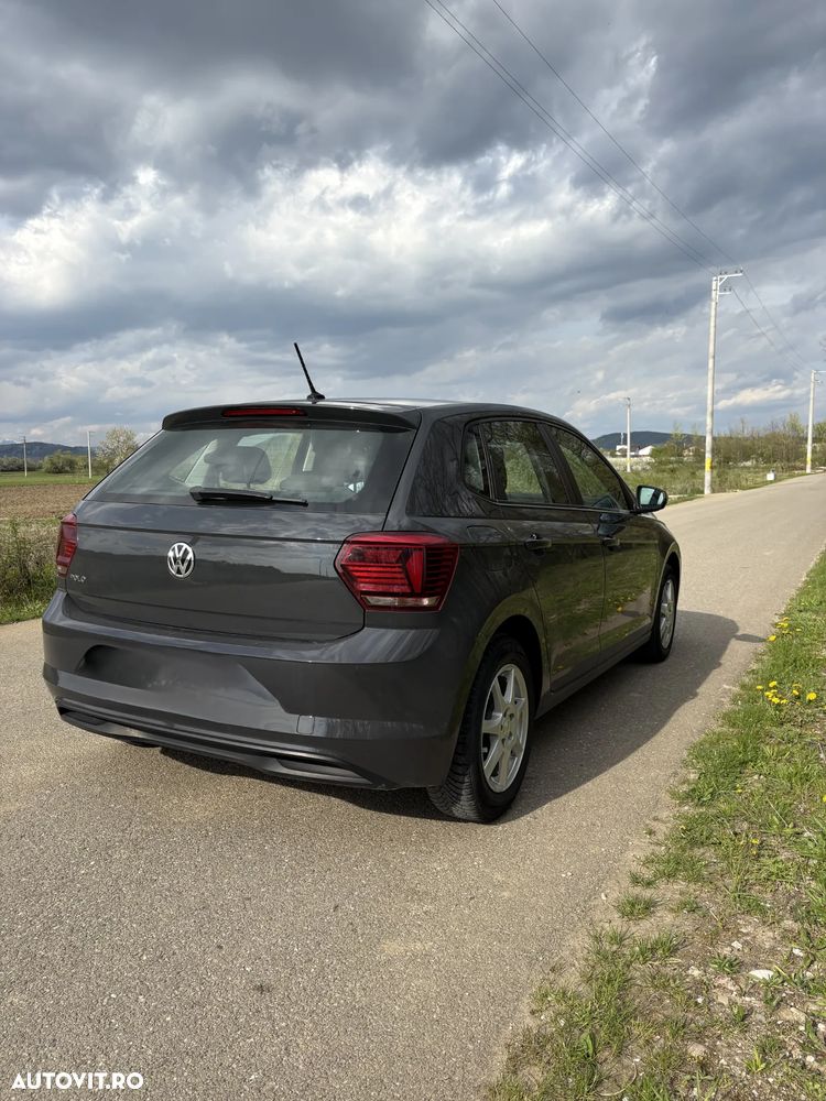 Volkswagen Polo - 5