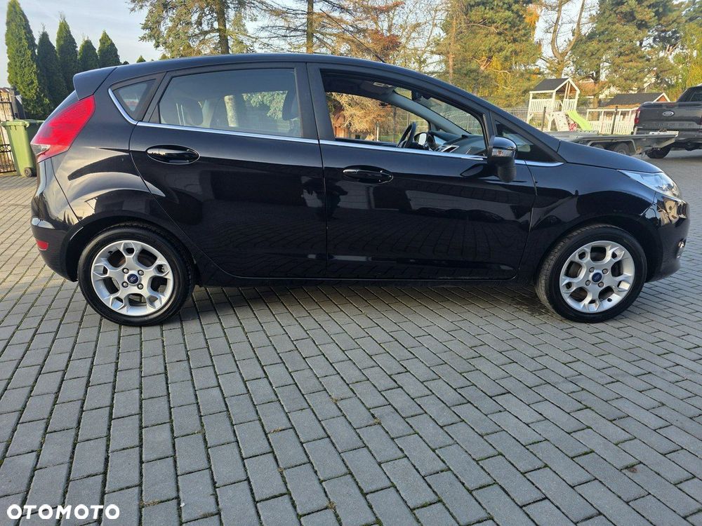 Ford Fiesta - 5