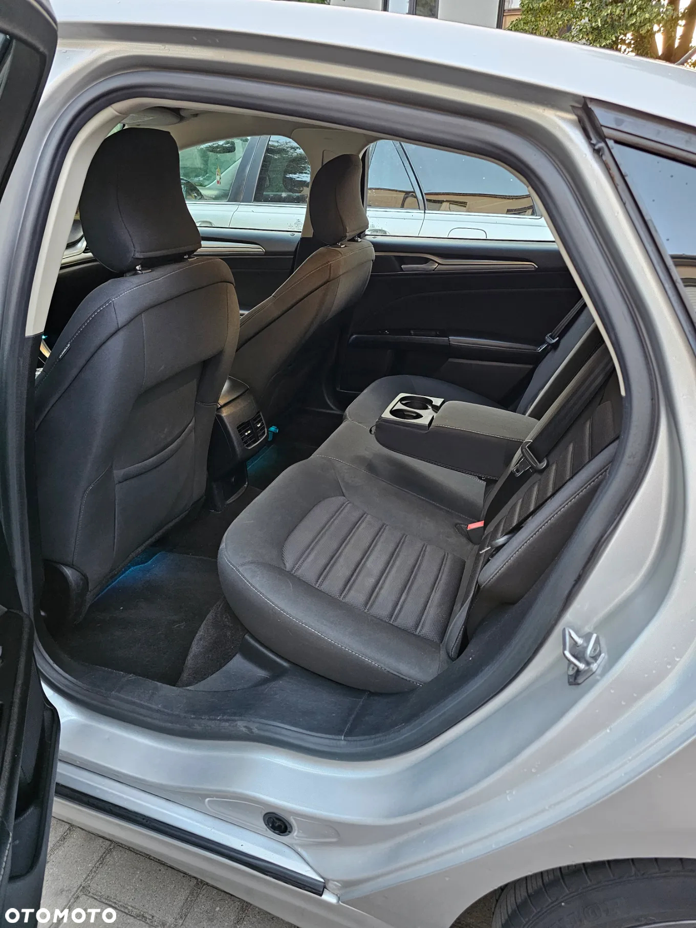 Ford Mondeo - 10