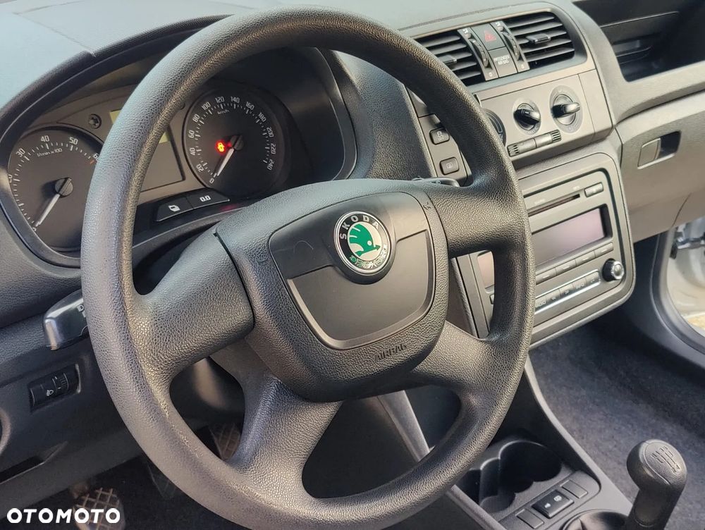 Skoda Fabia 1.2 HTP Combi Elegance - 4