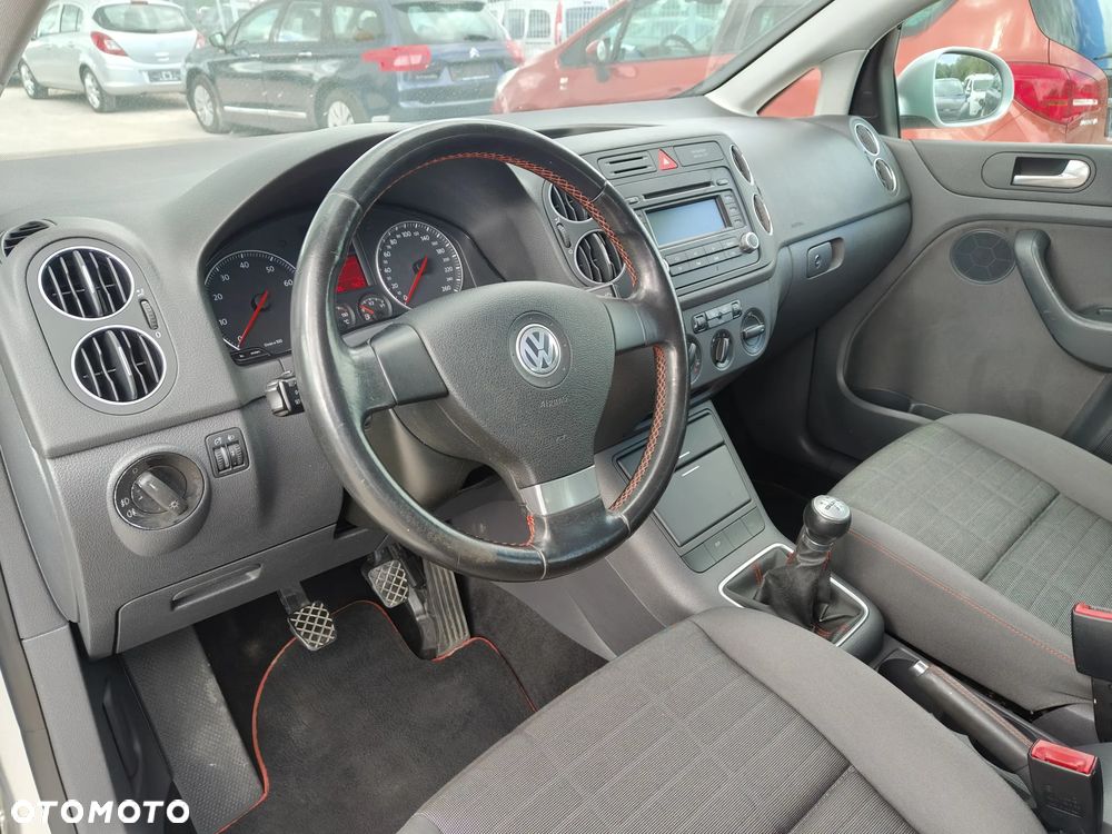 Volkswagen Golf Plus 1.6 Goal - 18