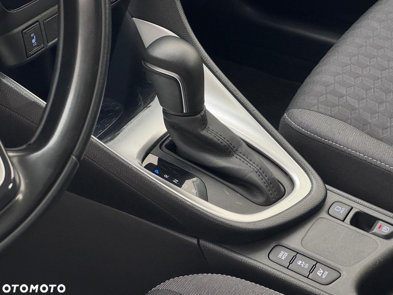 Toyota Yaris - 9