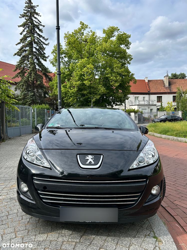 Peugeot 207 - 1