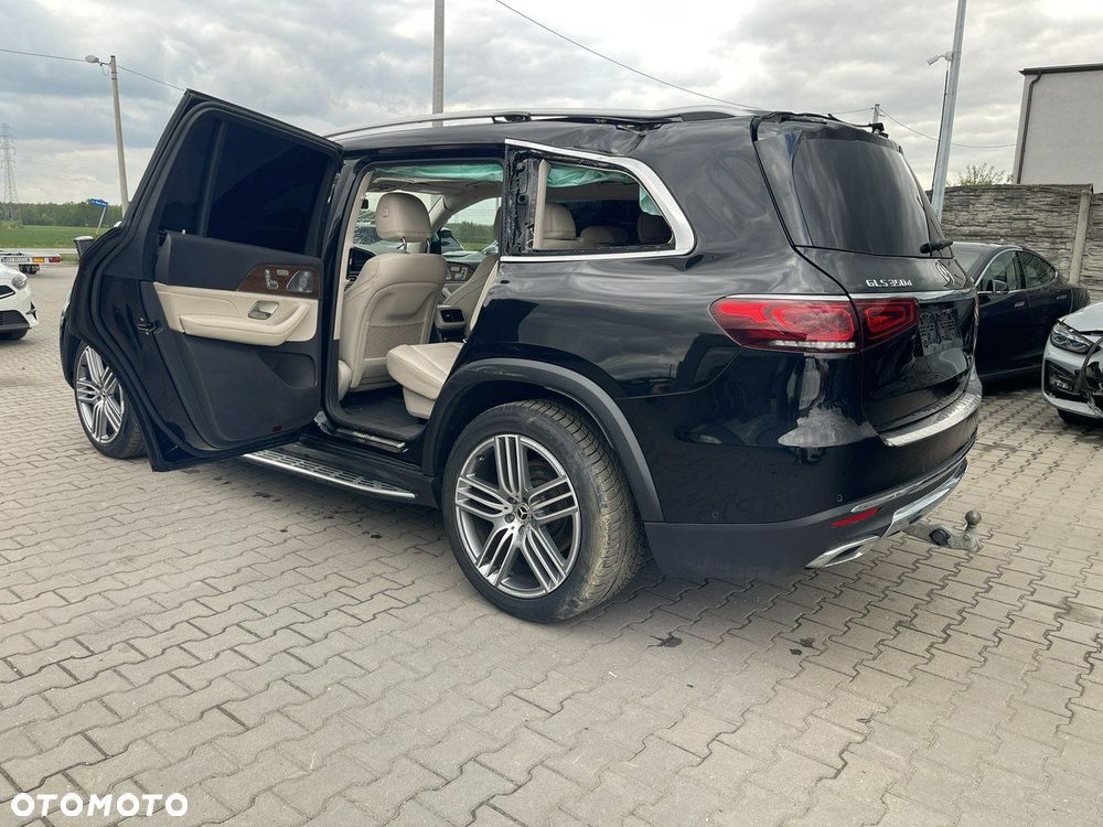 Mercedes-Benz GLS 350 d 4Matic 9G-TRONIC Exclusive - 4