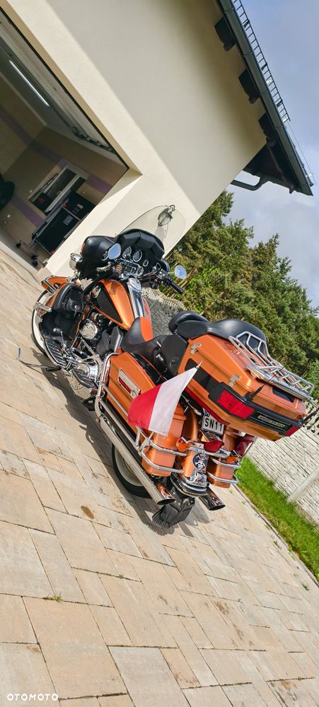 Harley-Davidson FLHTCU Ultra - 4