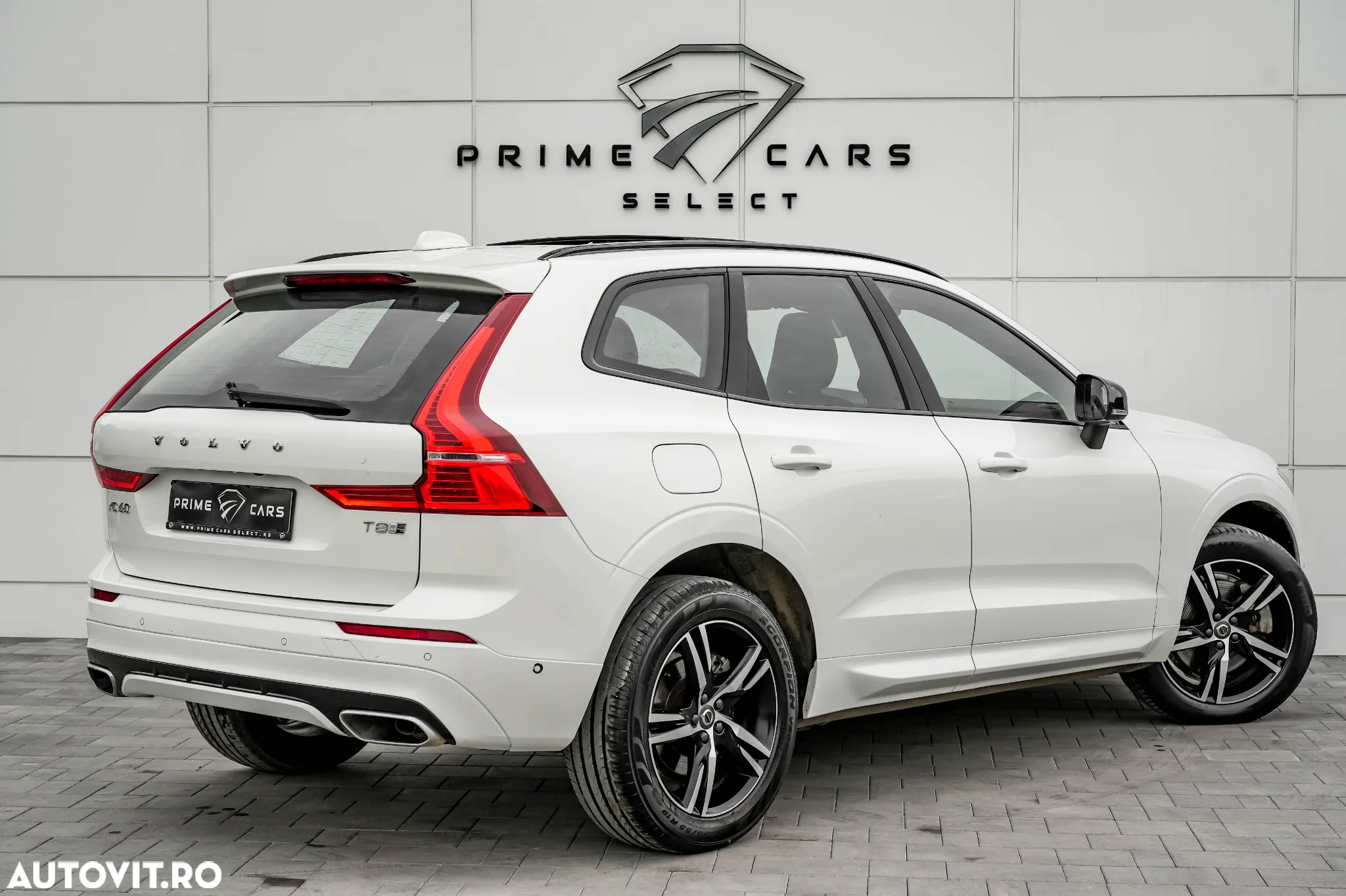 Volvo XC 60 T8 AWD Recharge Geartronic RDesign - 2