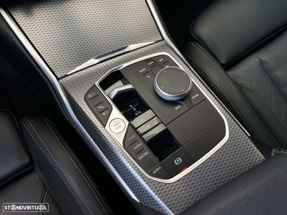 BMW 330 e Pack M Auto - 13