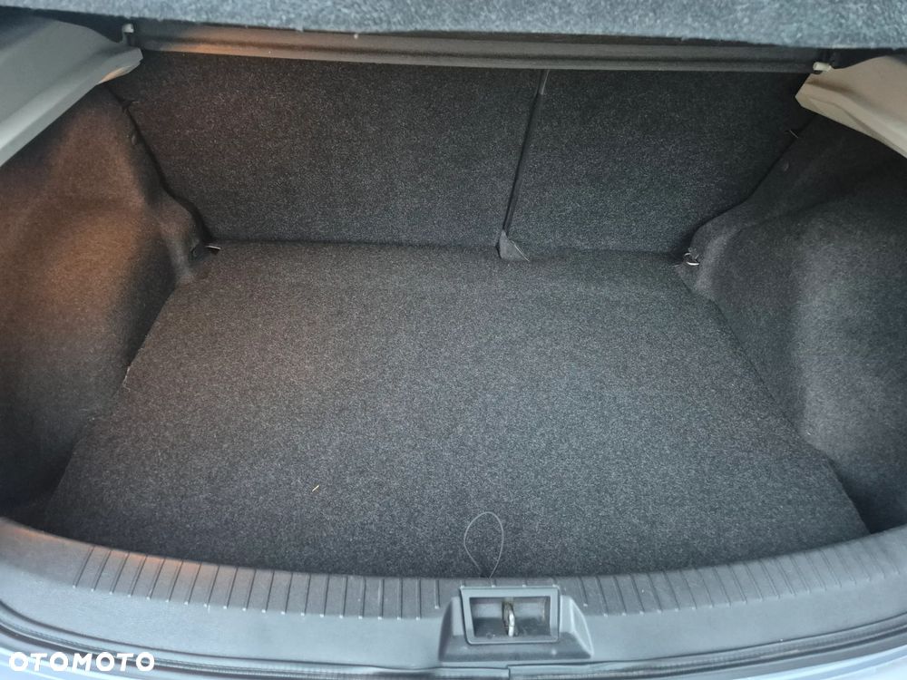 Nissan Qashqai 1.6 visia - 18