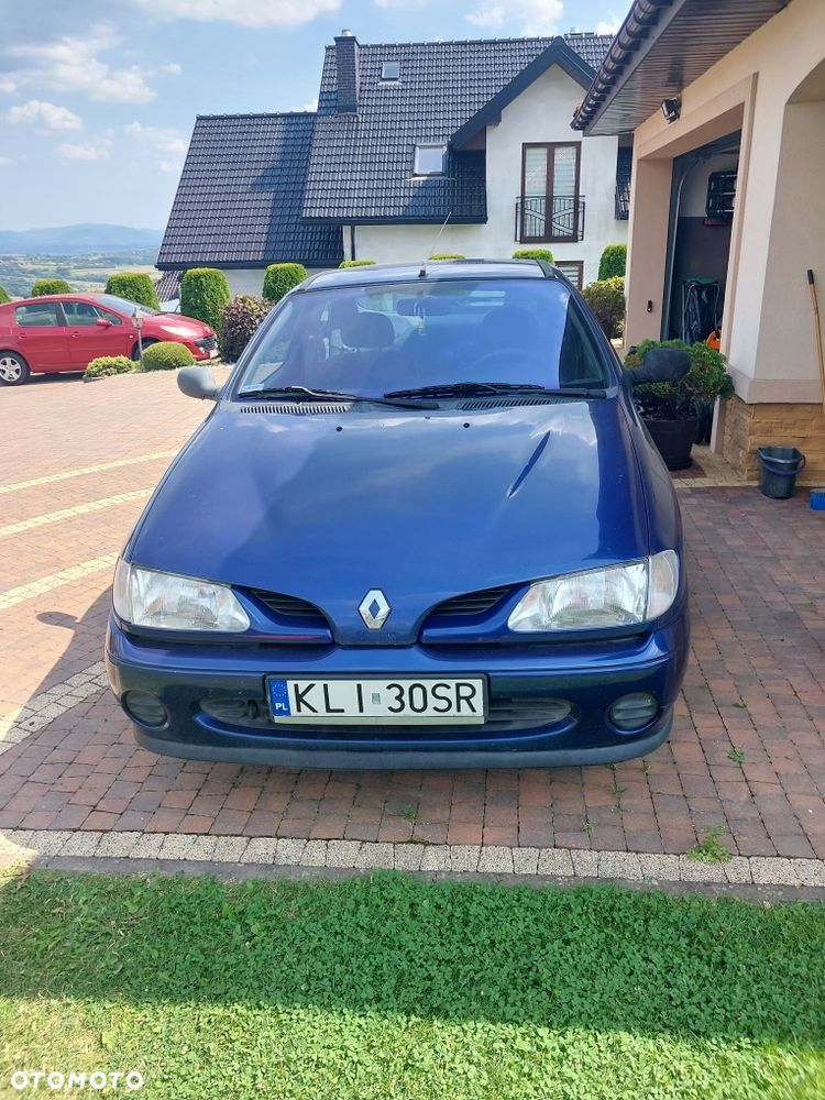 Renault Megane - 2