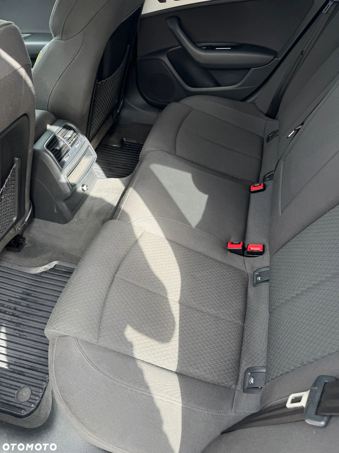 Audi A6 Avant 2.0 TDI Ultra DPF S tronic - 11