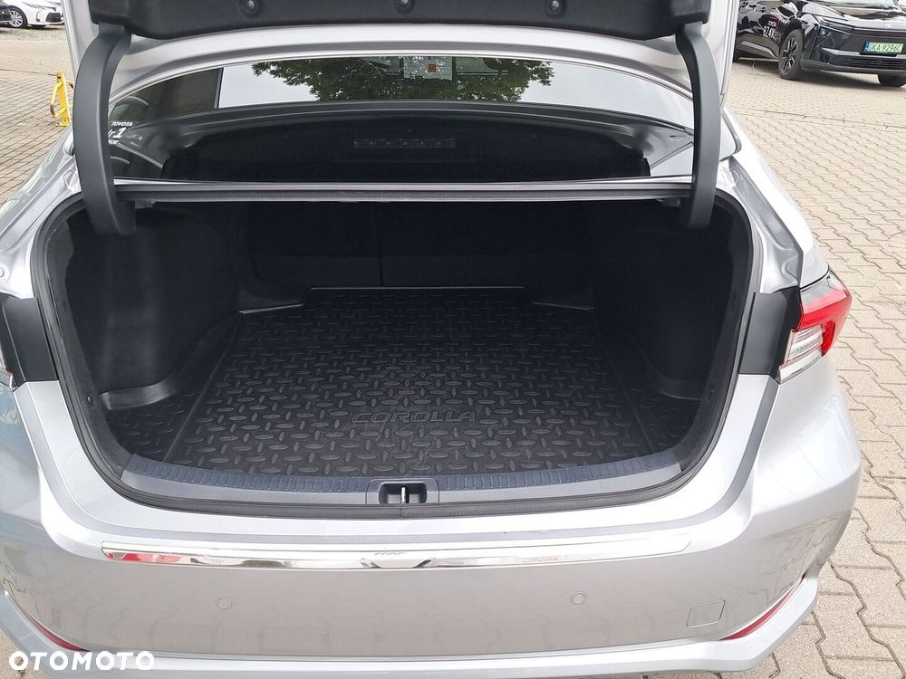 Toyota Corolla 1.8 Hybrid Style - 27