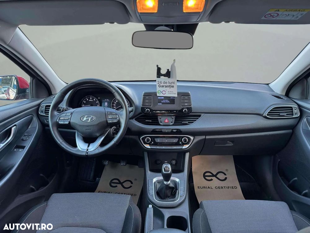 Hyundai i30 1.5 110CP 5DR M/T Comfort - 10