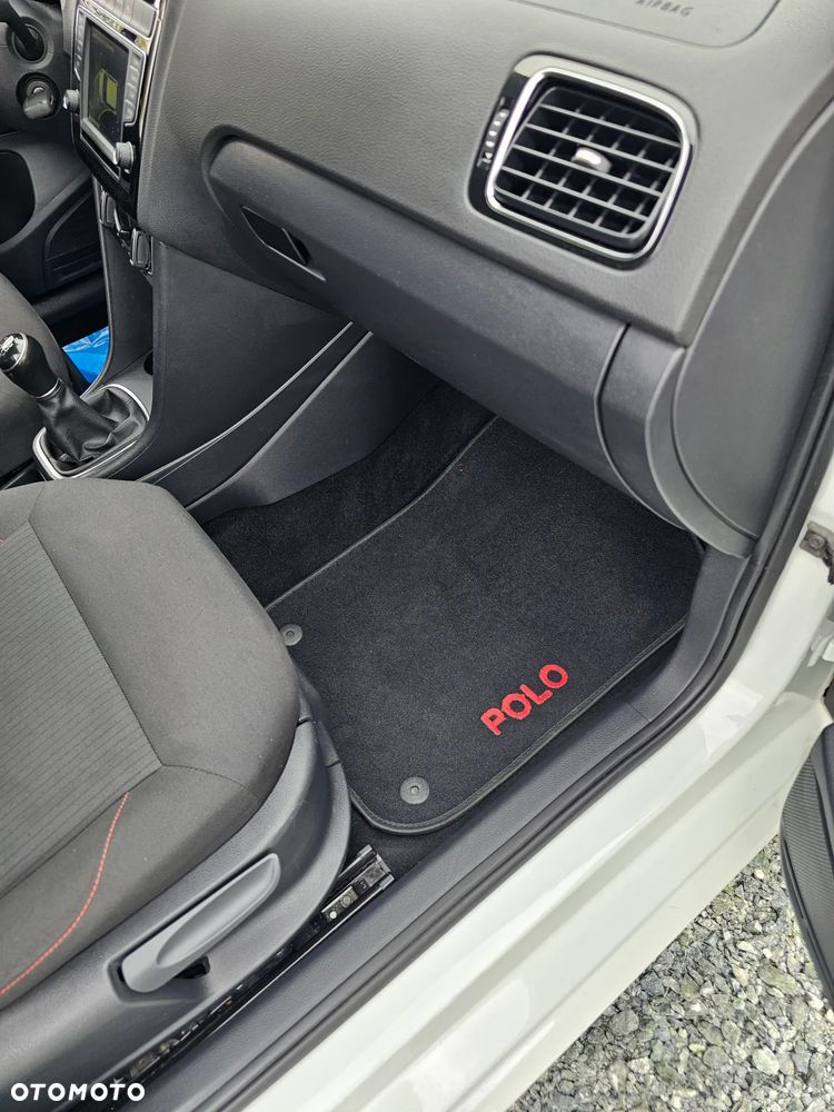 Volkswagen Polo - 19