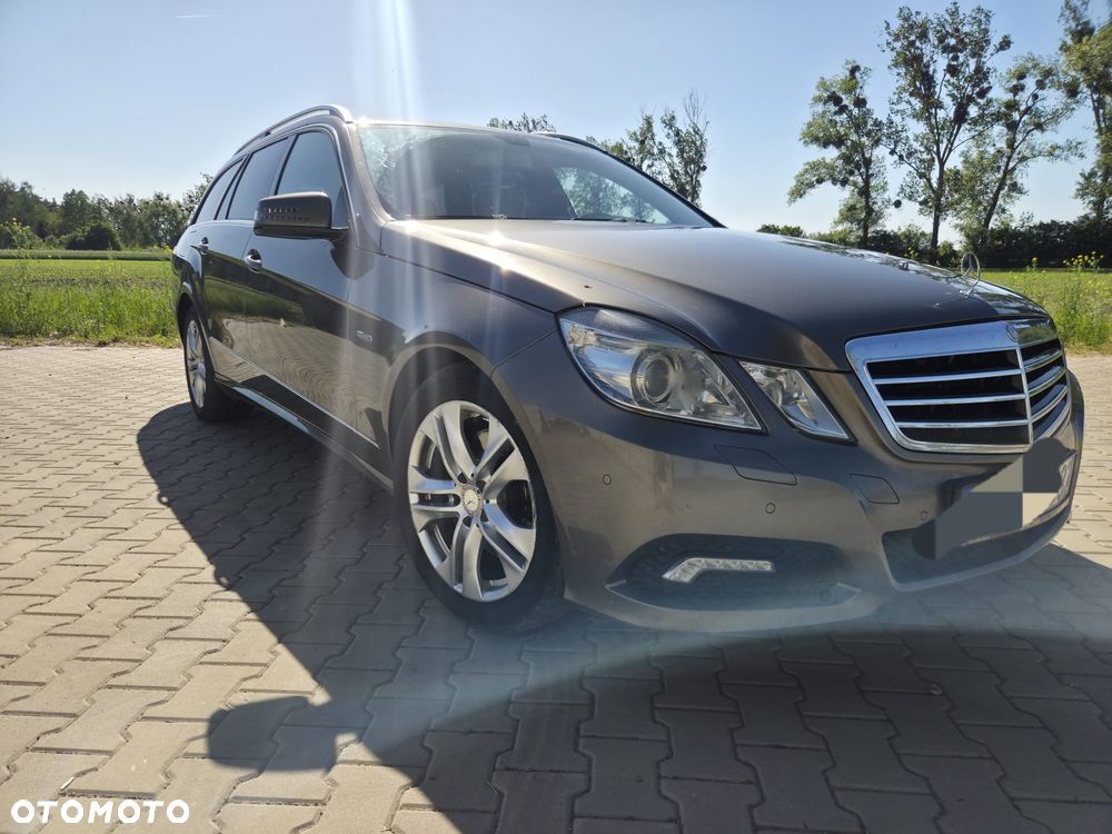 Mercedes-Benz Klasa E 350 CDI 4-Matic BlueEff - 1