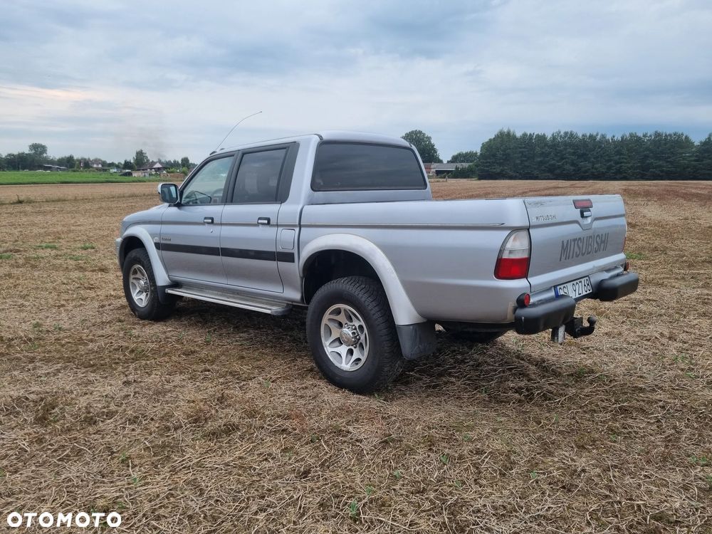Mitsubishi L200 - 4