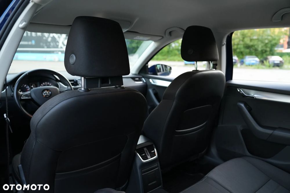 Skoda Octavia 2.0 TDI Style DSG - 23