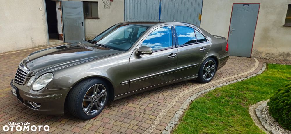 Mercedes-Benz Klasa E - 15