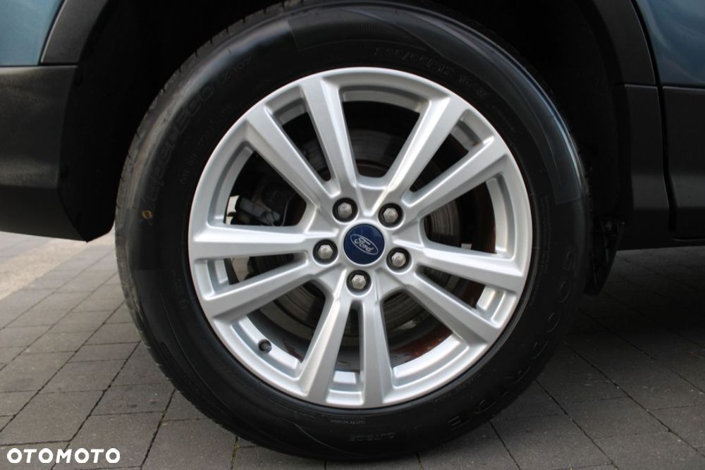 Ford Kuga - 20