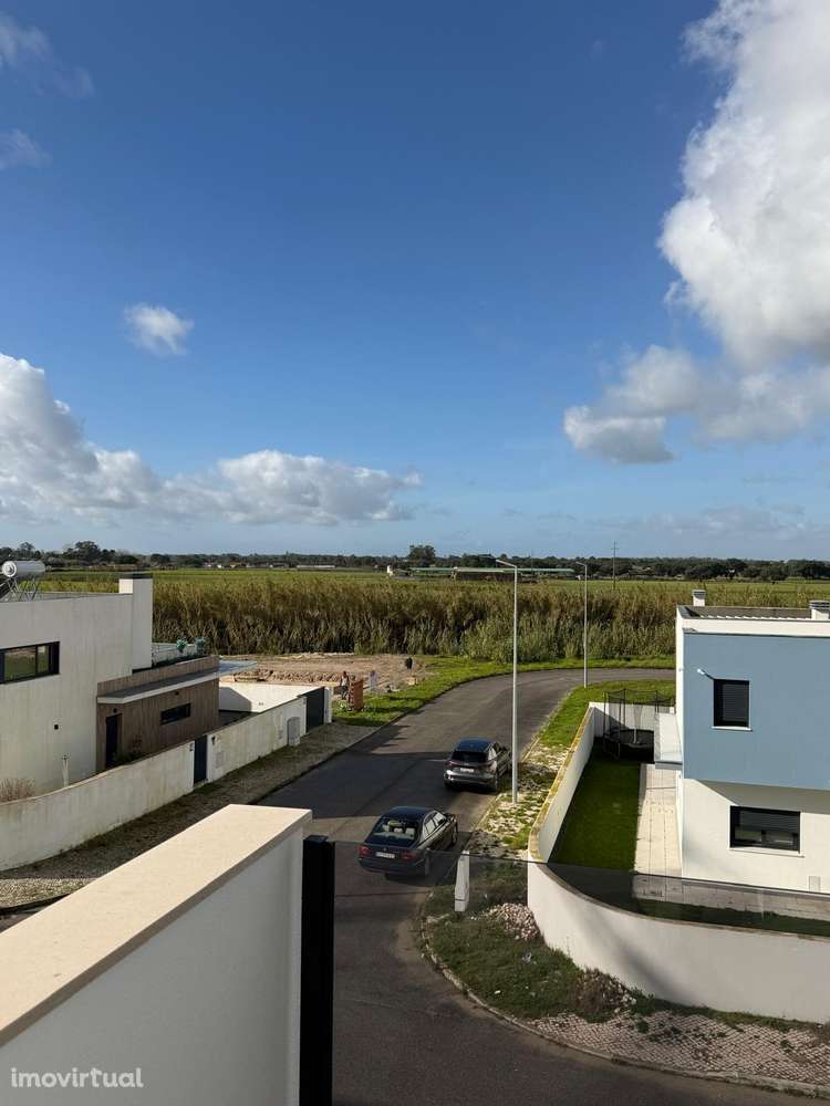 T3 em 1º Piso NOVOS - Urb. Val´Flores - Pinhal Novo - Grande imagem: 5/22