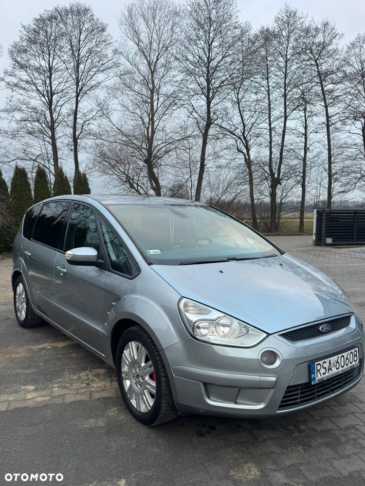 Ford S-Max - 25