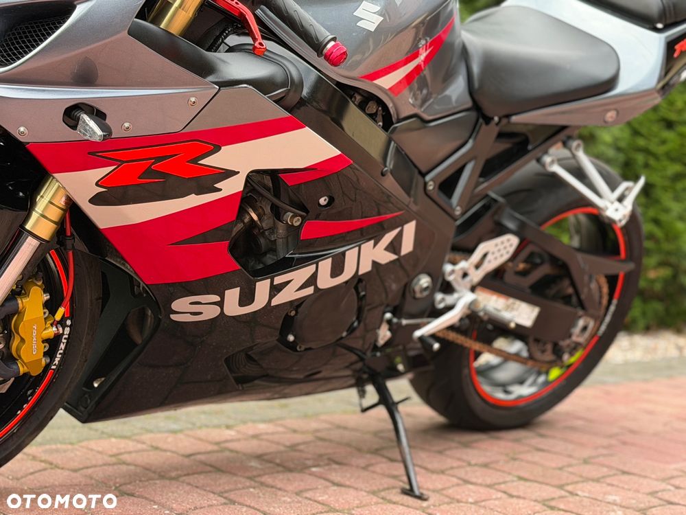 Suzuki GSX-R - 17