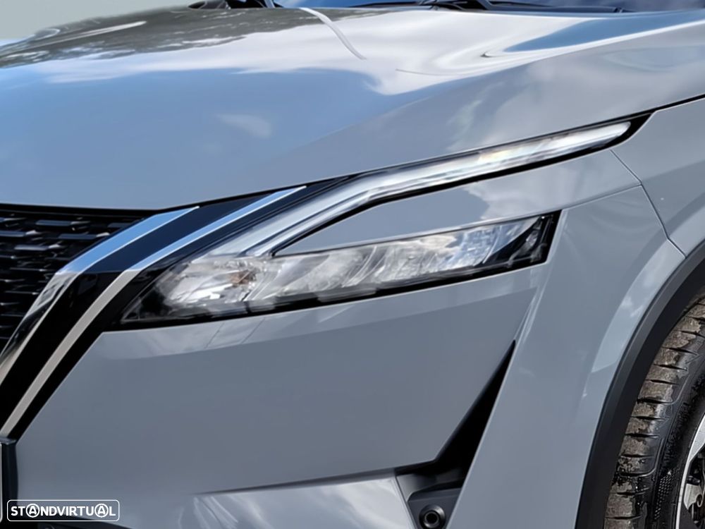 Nissan Qashqai 1.3 DIG-T N-Connecta LED+TT+SKY Xtronic - 3