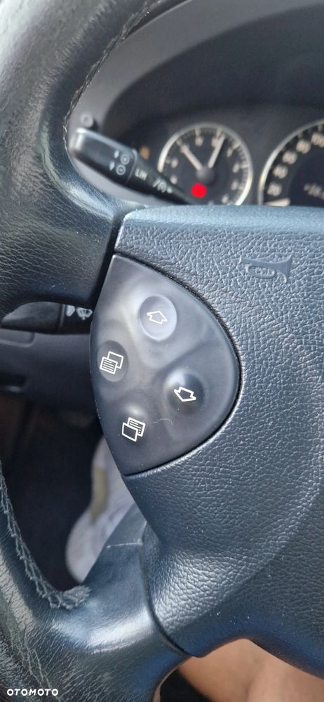 Mercedes-Benz Klasa E 200 Kompressor T Elegance - 14