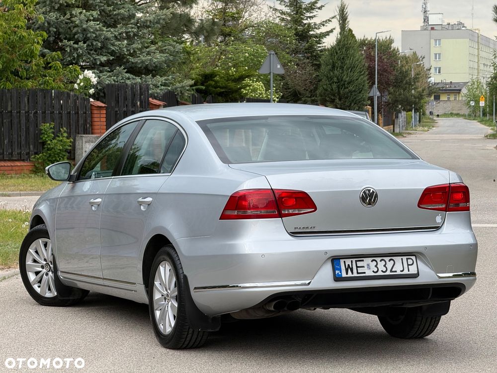 Volkswagen Passat 1.8 TSI Comfortline DSG - 4