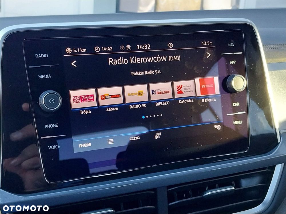 Volkswagen T-Roc - 28