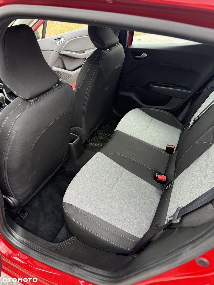 Renault Clio 1.0 TCe Techno - 15