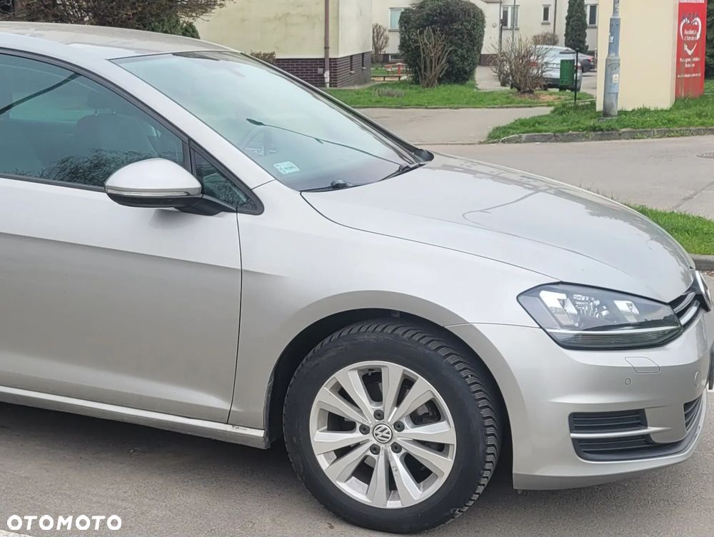 Volkswagen Golf 1.2 TSI BlueMot Comfortline - 3