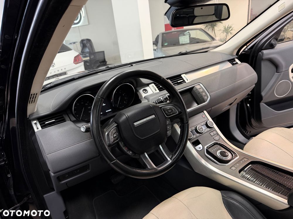 Land Rover Range Rover Evoque - 25