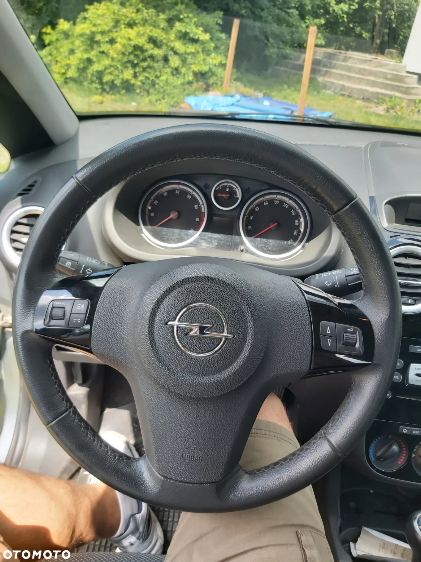 Opel Corsa 1.4 16V Edition - 9