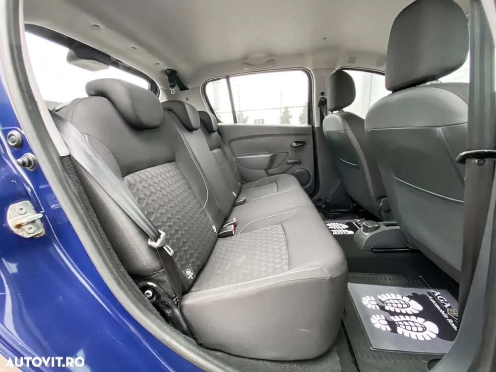 Dacia Sandero - 10