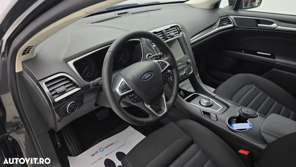 Ford Mondeo 2.0 TDCi Aut. Trend - 13