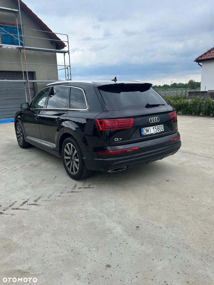 Audi Q7 - 6