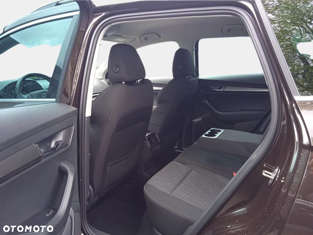 Skoda Karoq 1.5 TSI ACT 4x2 Style DSG - 37