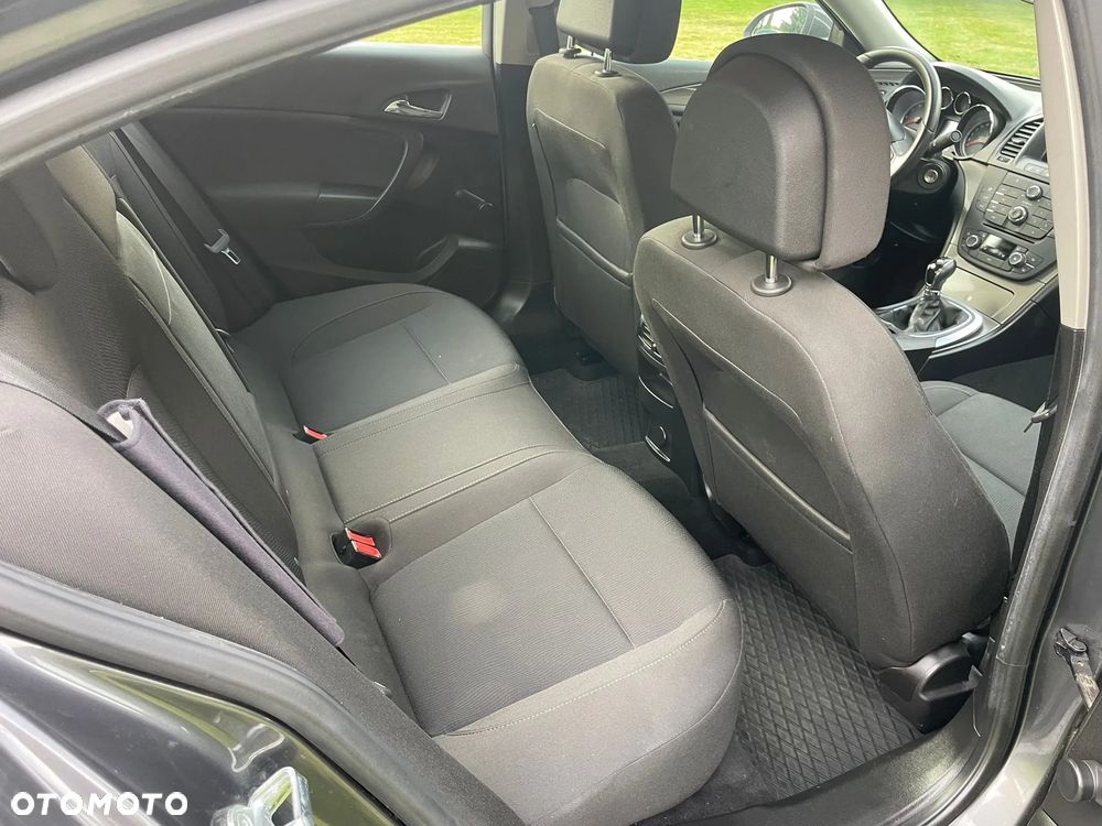 Opel Insignia 1.6 Design Edition - 8