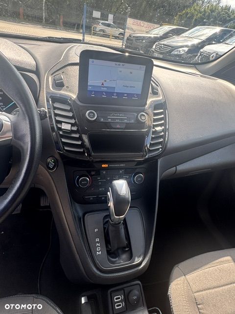 Ford Tourneo Connect - 21