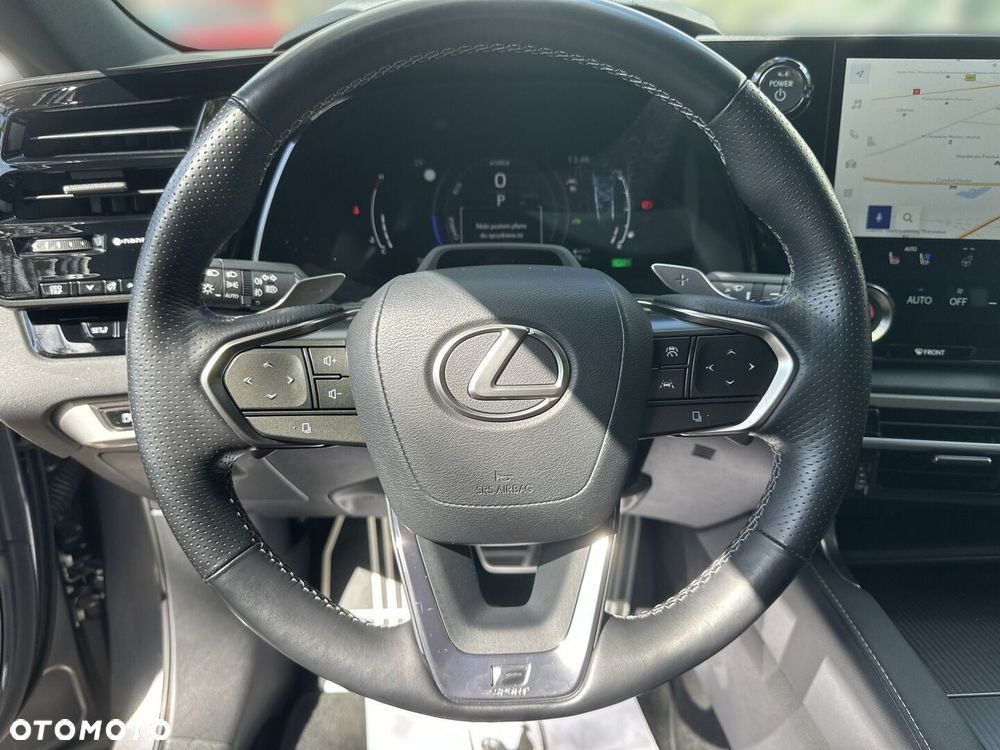Lexus RX - 15