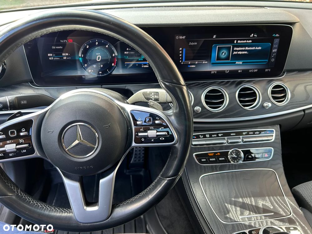 Mercedes-Benz Klasa E 220 d Avantgarde - 23