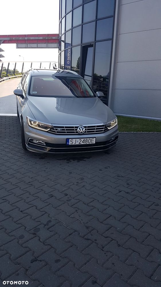 Volkswagen Passat - 2
