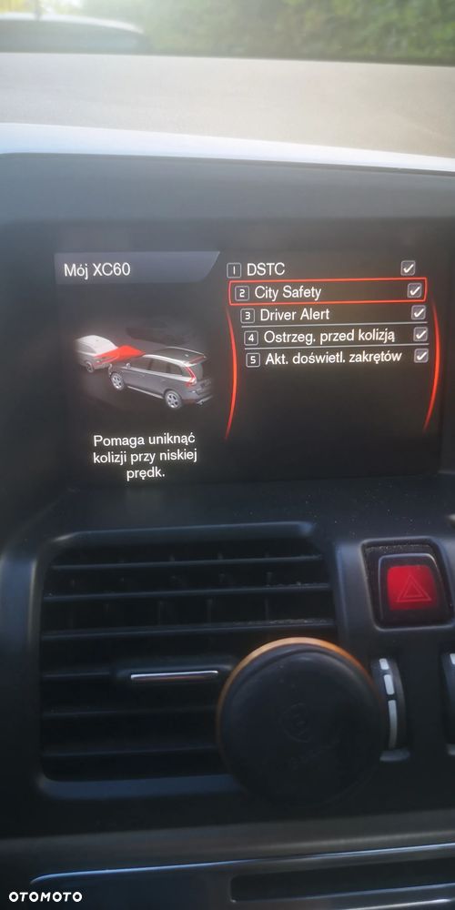 Volvo XC 60 D5 AWD Summum - 13