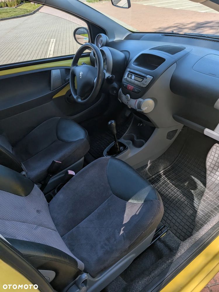 Peugeot 107 1.0 U Move - 18