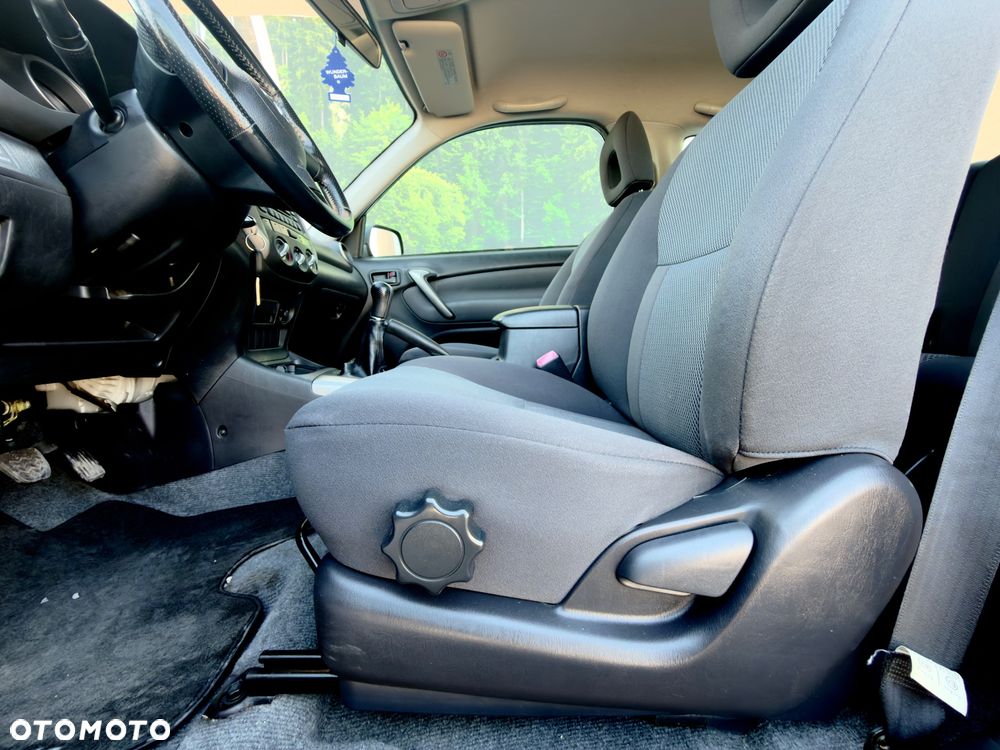 Toyota RAV4 - 16